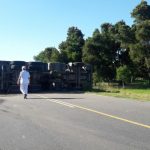 ULTIMO MOMENTO: Colisionan en Ruta 11 camión de carga con maquina agrícola
