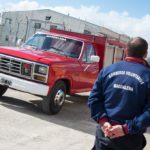 Reparan un camión de bomberos en la Unidad 36