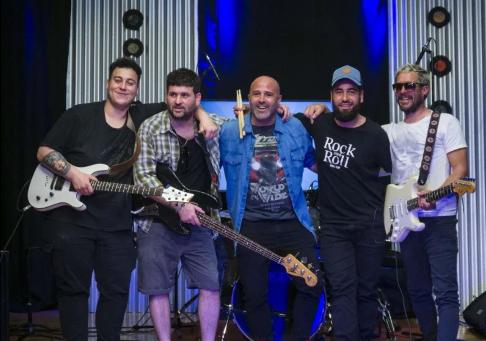 La Transmental será telonera de «Caras Extrañas» en el Teatro Flores de Capital Federal