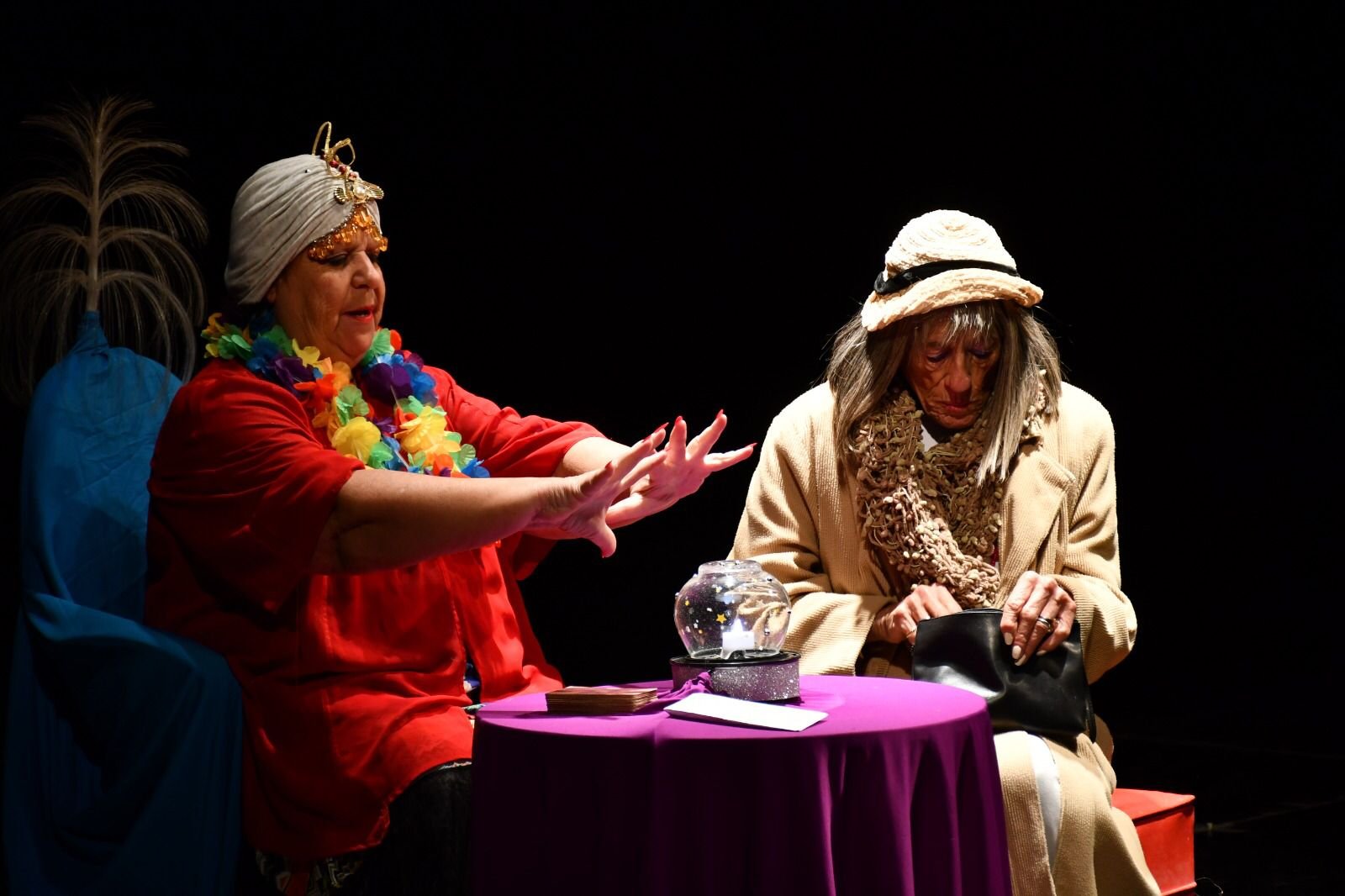 El grupo «Lo Atamo con alambre» se presentó en el Teatro Español