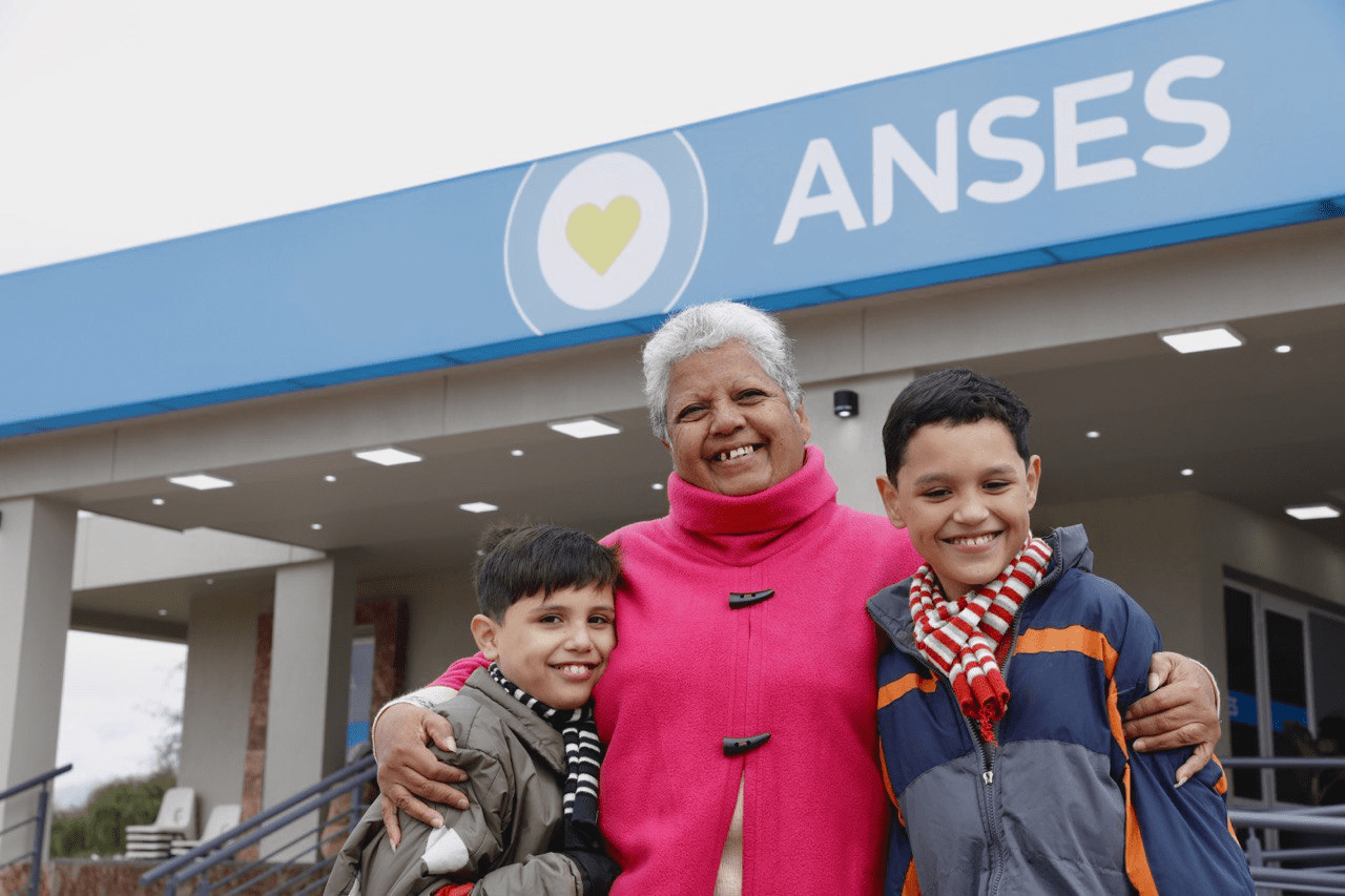 Las jubilaciones y pensiones mínimas cobrarán un refuerzo de 17 mil pesos en julio