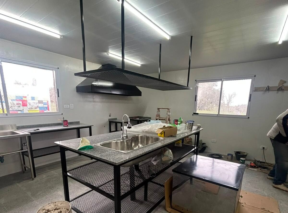 Finalizó la obra de la nueva cocina de la Escuela N°21 del Paraje Starace